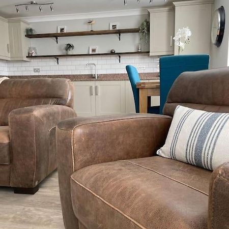 Seaside Modern Apartment Уестуърд Хоу Екстериор снимка